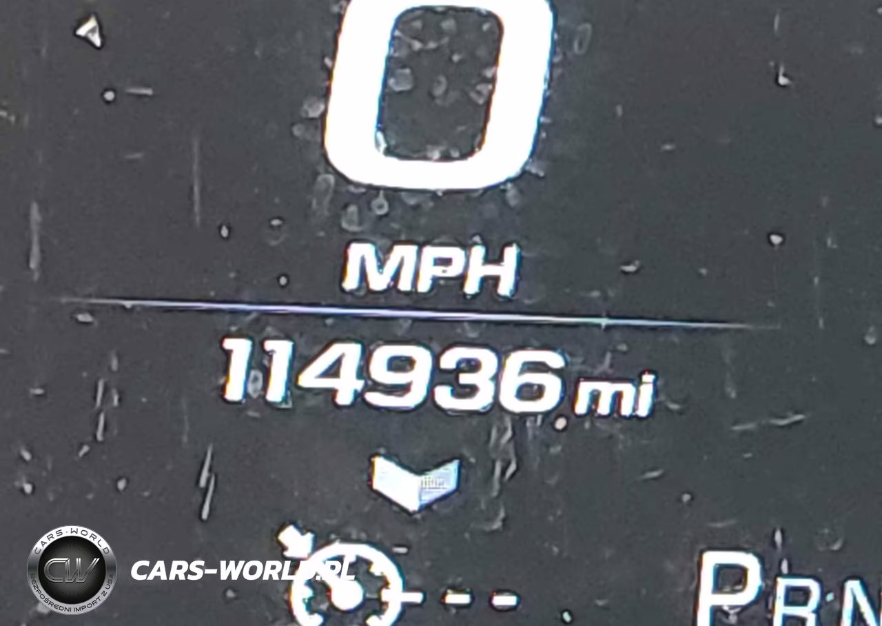 2017 Chevrolet Tahoe Premier VIN:1GNSKCKC8HR145880 - 15