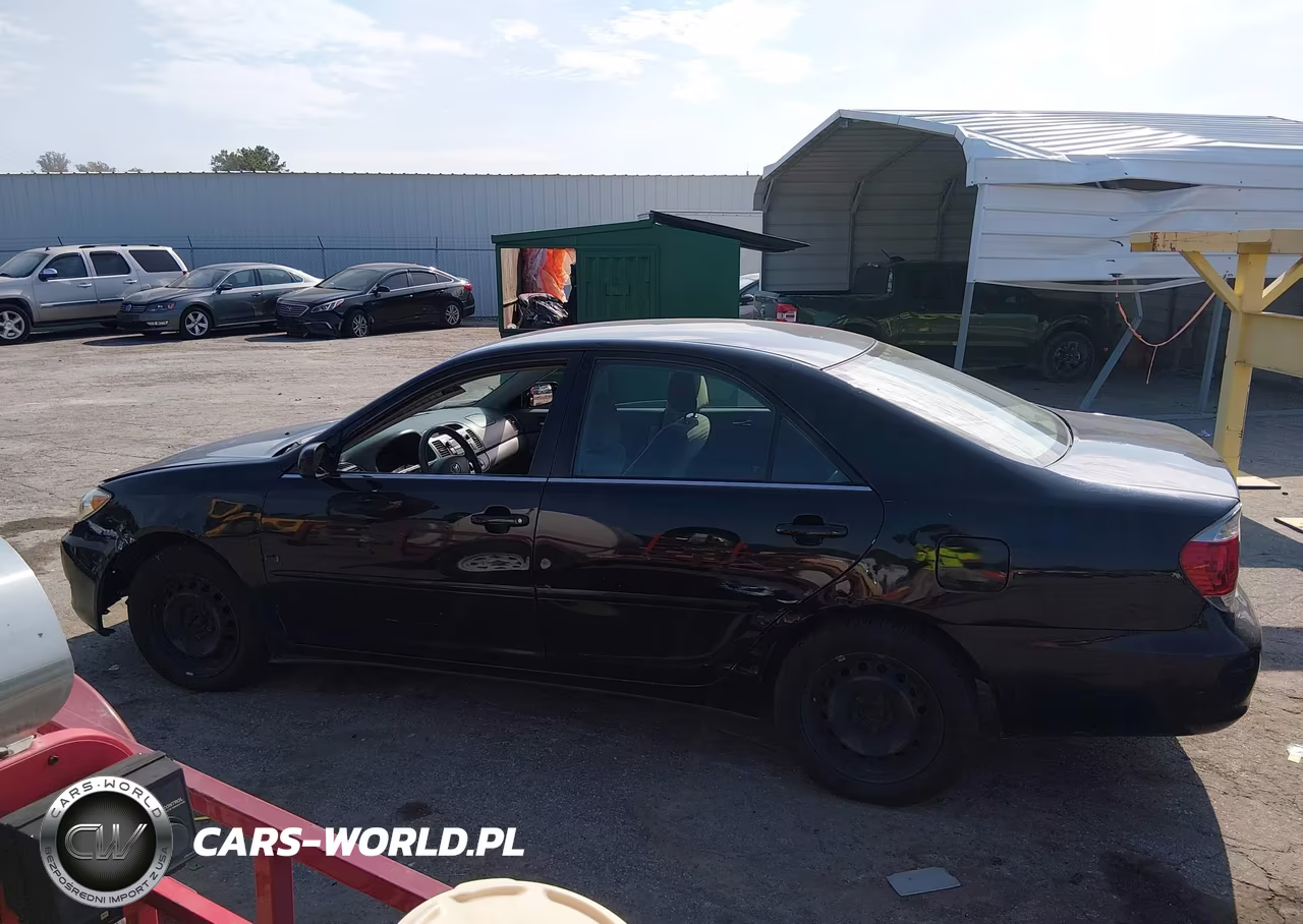 2005 Toyota Camry Le VIN:4T1BE32KX5U413498 - 14
