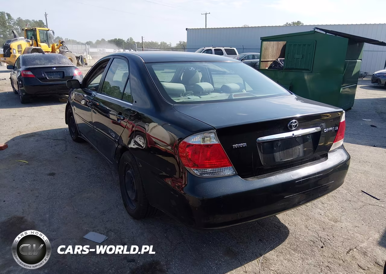 2005 Toyota Camry Le VIN:4T1BE32KX5U413498 - 3