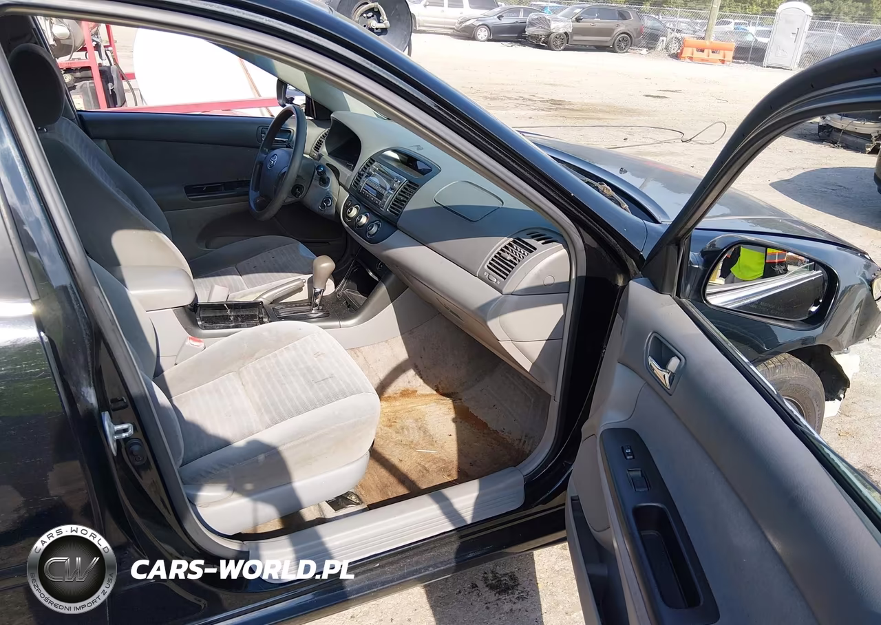 2005 Toyota Camry Le VIN:4T1BE32KX5U413498 - 5