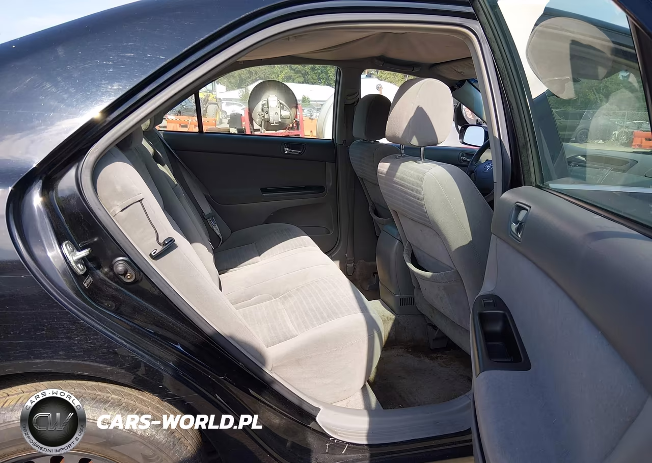 2005 Toyota Camry Le VIN:4T1BE32KX5U413498 - 8