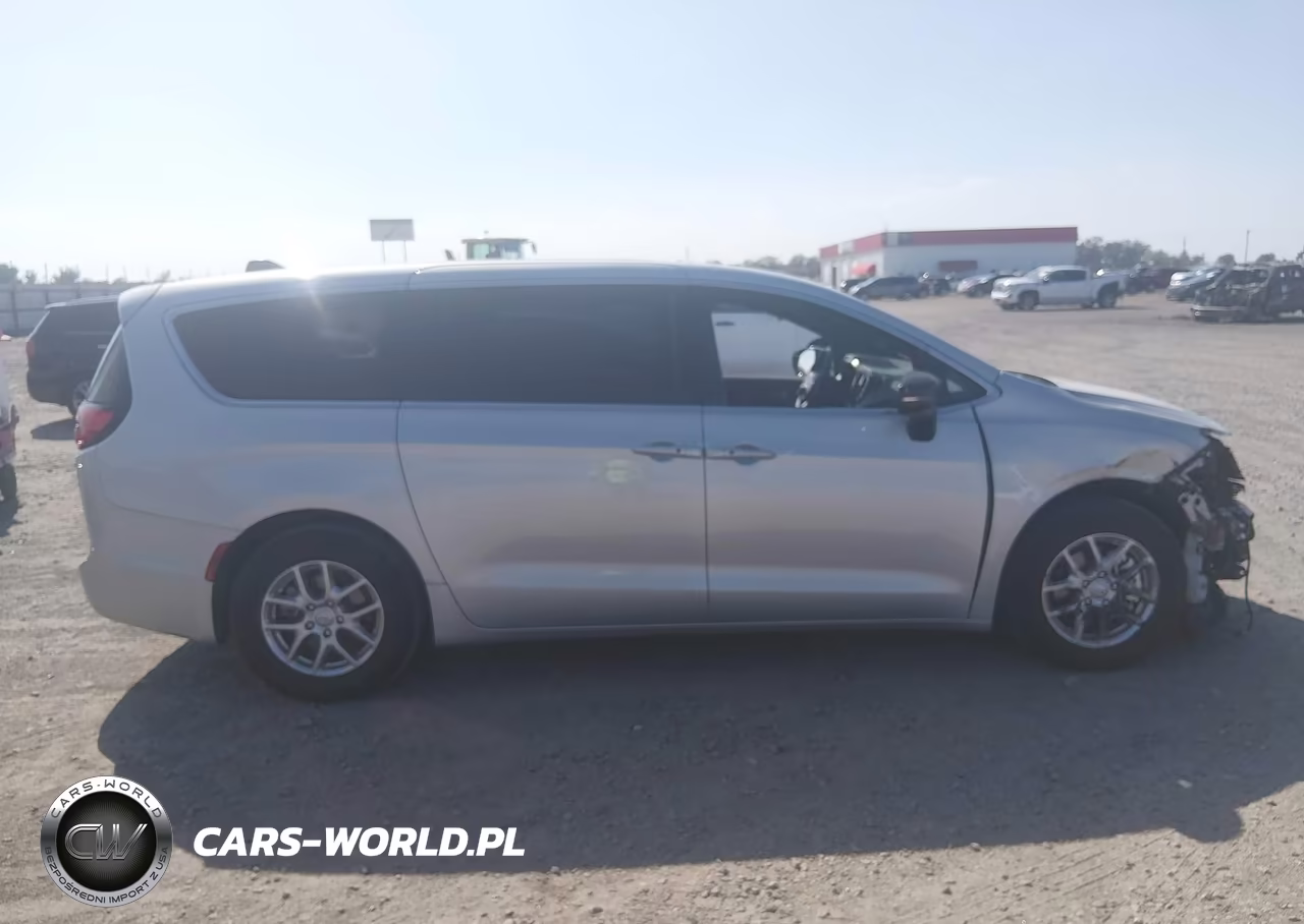 2026 Chrysler Pacifica Select VIN:2C4RC1BG9TR179499 - 14
