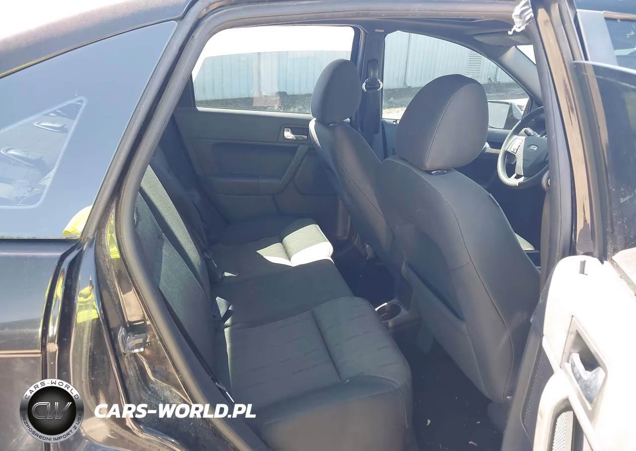 2008 Ford Focus Se-Ses VIN:1FAHP35N68W215627 - 8