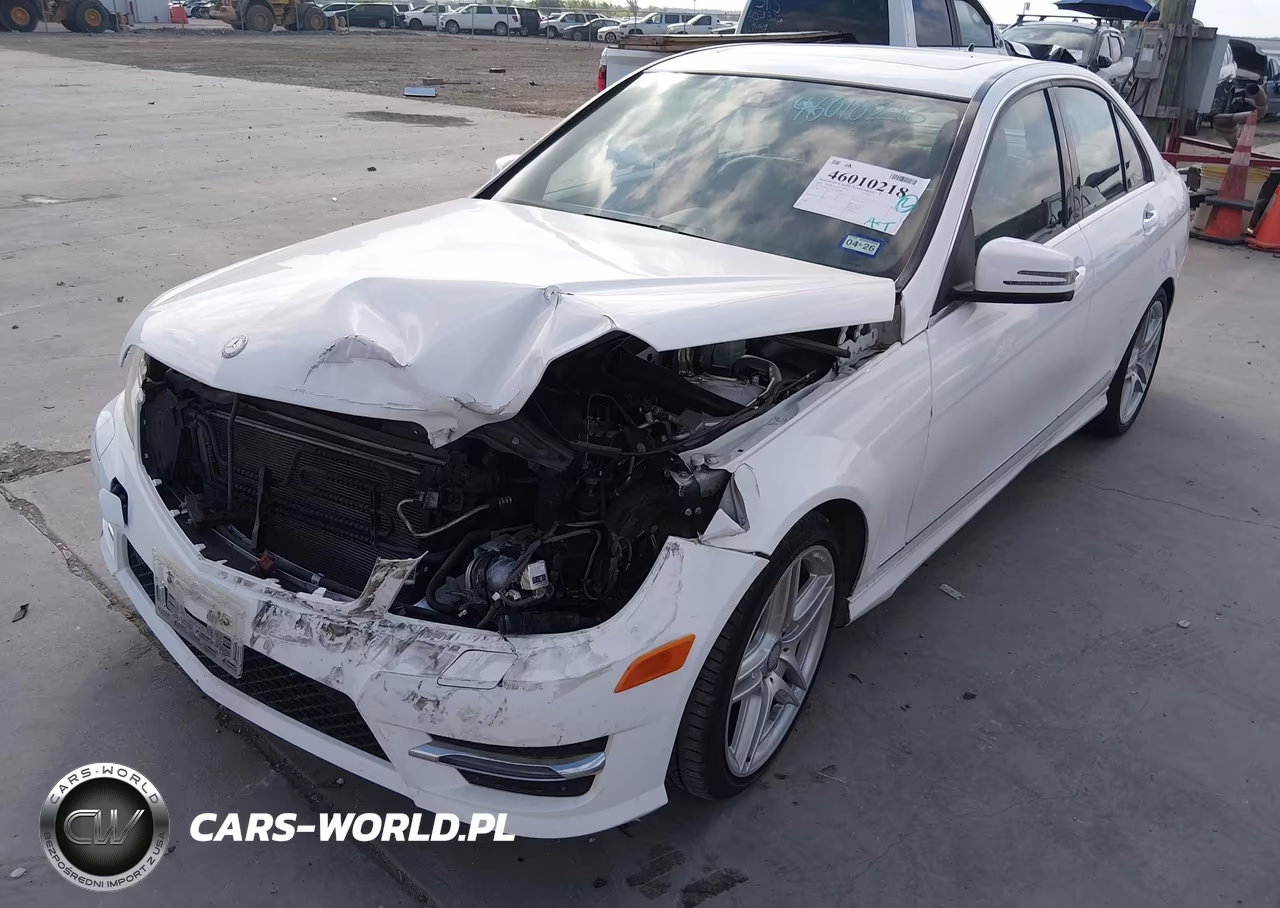 2013 Mercedes-Benz C 250 Sport VIN:WDDGF4HB2DA832682 - 2