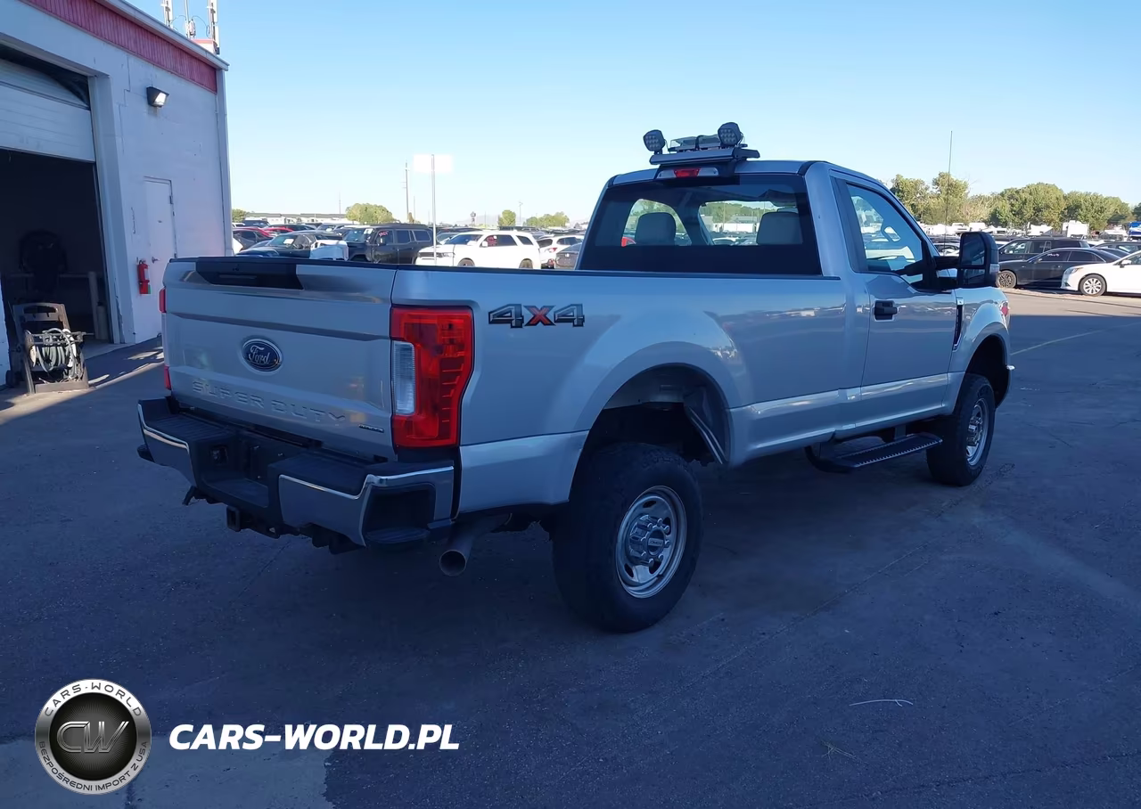2017 Ford F-250 Xl VIN:1FTBF2B60HED73008 - 4