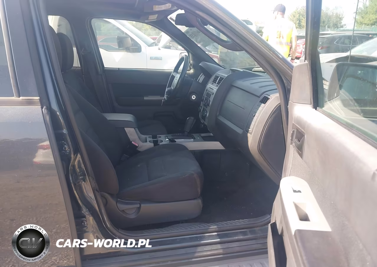 2009 Ford Escape Xlt VIN:1FMCU93709KC81275 - 5