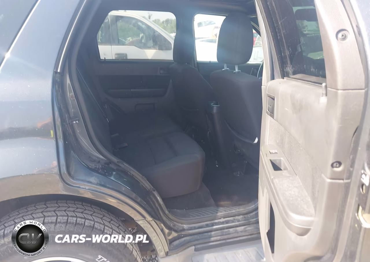 2009 Ford Escape Xlt VIN:1FMCU93709KC81275 - 8