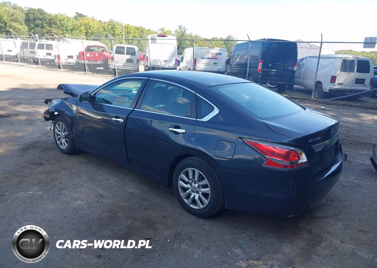 2015 Nissan Altima 2.5 S VIN:1N4AL3AP7FN319244 - 3