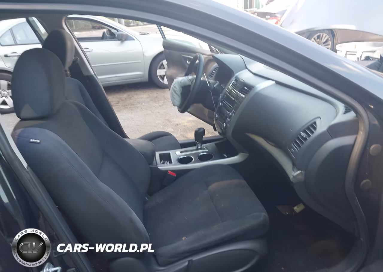 2015 Nissan Altima 2.5 S VIN:1N4AL3AP7FN319244 - 5