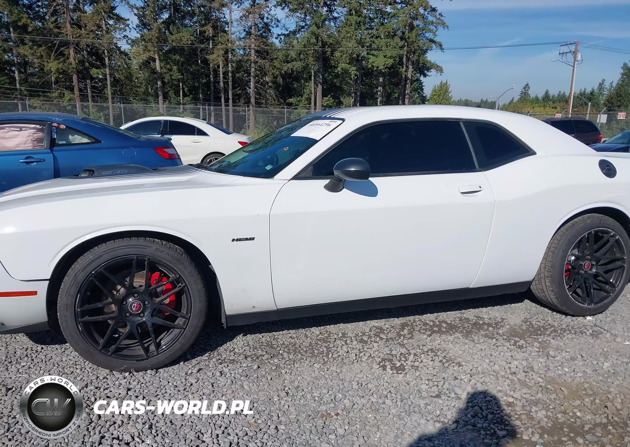2015 Dodge Challenger R-T Plus Shaker VIN:2C3CDZBT0FH912181 - 14