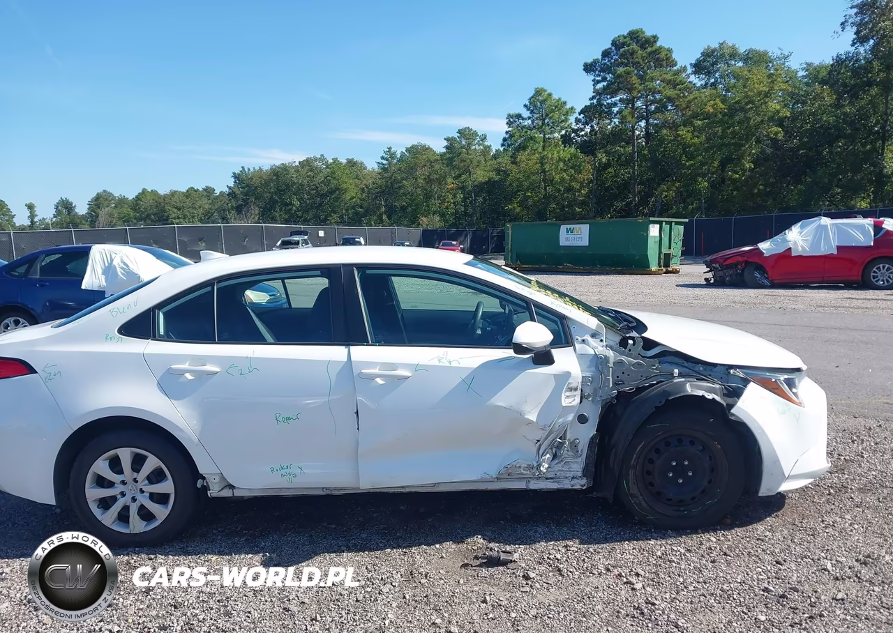 2022 Toyota Corolla Le VIN:5YFEPMAE4NP271854 - 13