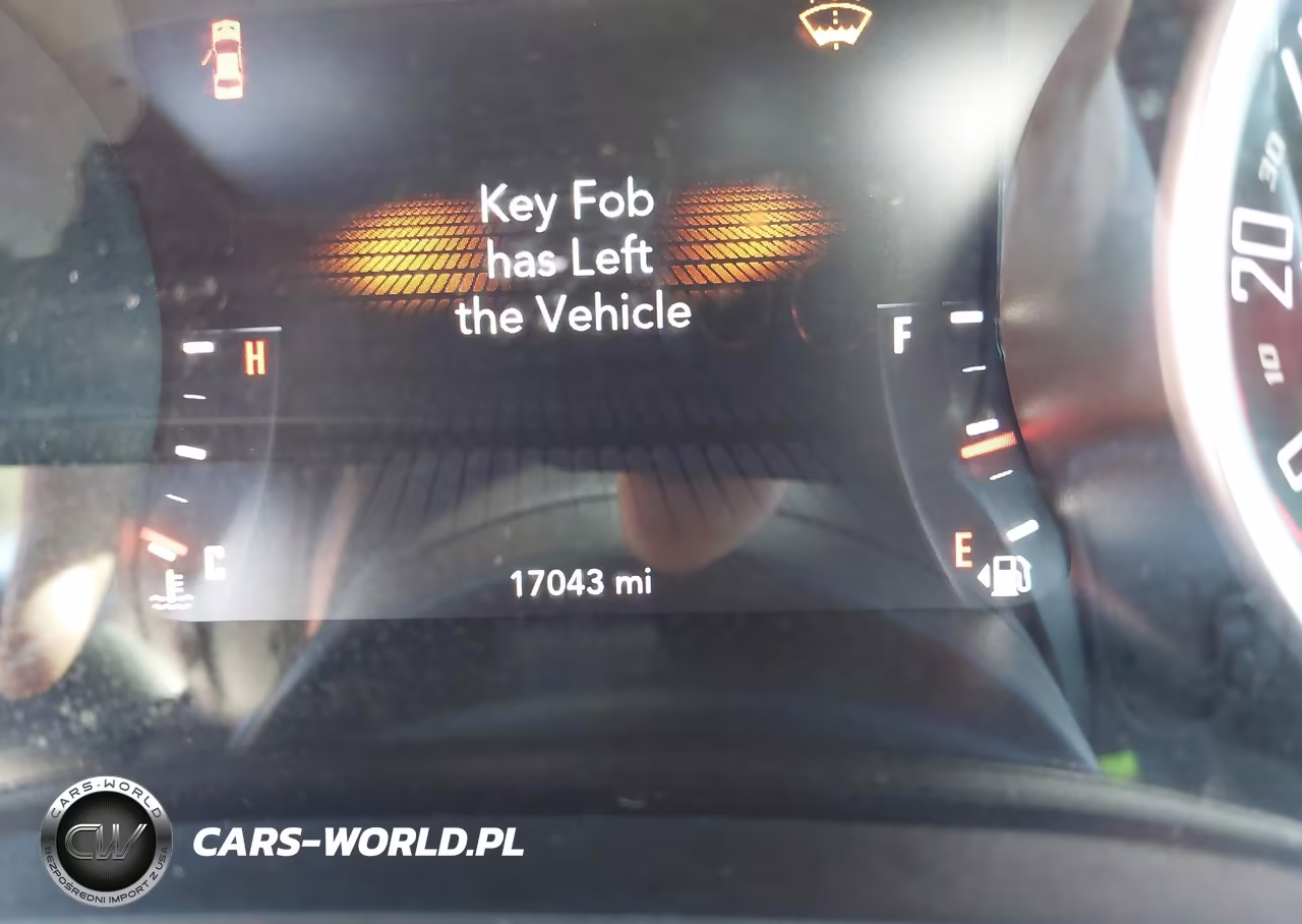 2015 Dodge Challenger R-T Plus Shaker VIN:2C3CDZBT3FH894727 - 15