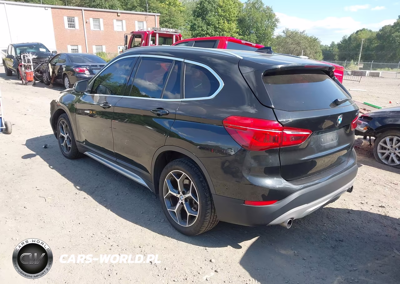 2018 BMW X1 xDrive28I VIN:WBXHT3C33J5F89847 - 3