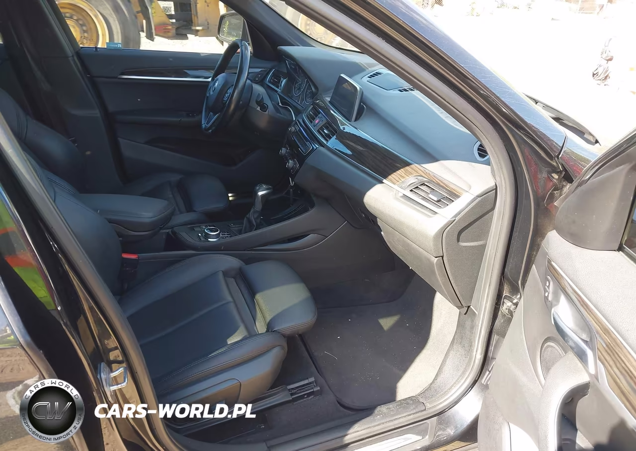 2018 BMW X1 xDrive28I VIN:WBXHT3C33J5F89847 - 5