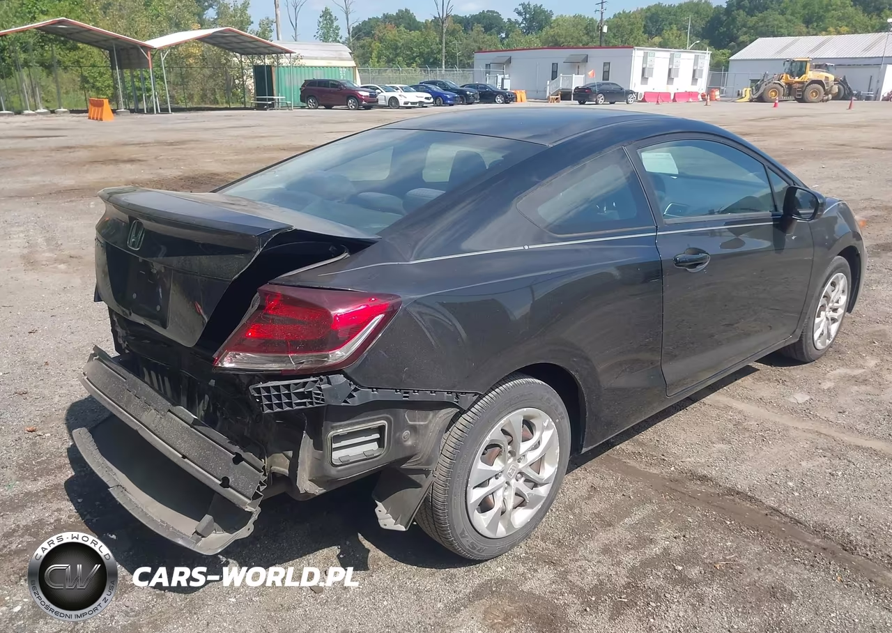 2015 Honda Civic Lx VIN:2HGFG3B57FH532724 - 4