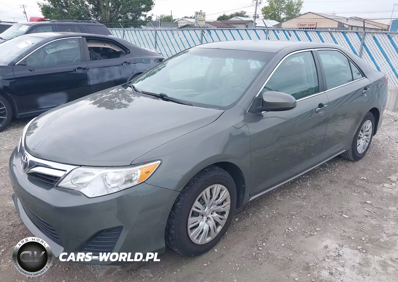 2014 Toyota Camry Le VIN:4T4BF1FK2ER358062 - 2