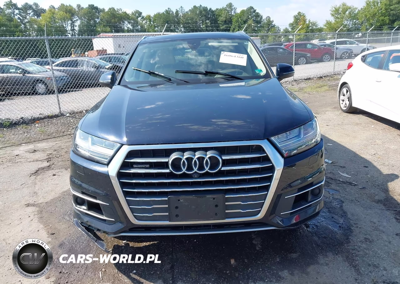 2018 Audi Q7 3.0T Premium VIN:WA1VAAF74JD012119 - 12