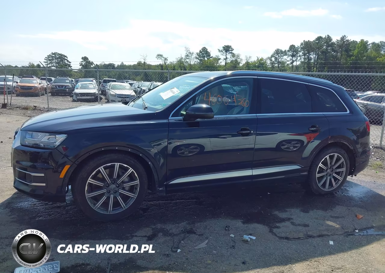2018 Audi Q7 3.0T Premium VIN:WA1VAAF74JD012119 - 14