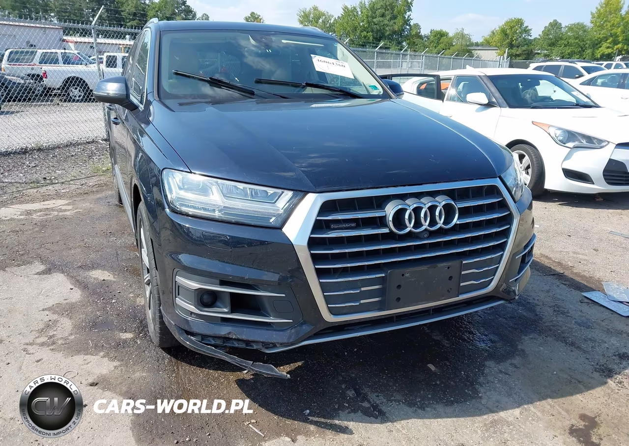 2018 Audi Q7 3.0T Premium VIN:WA1VAAF74JD012119 - 6