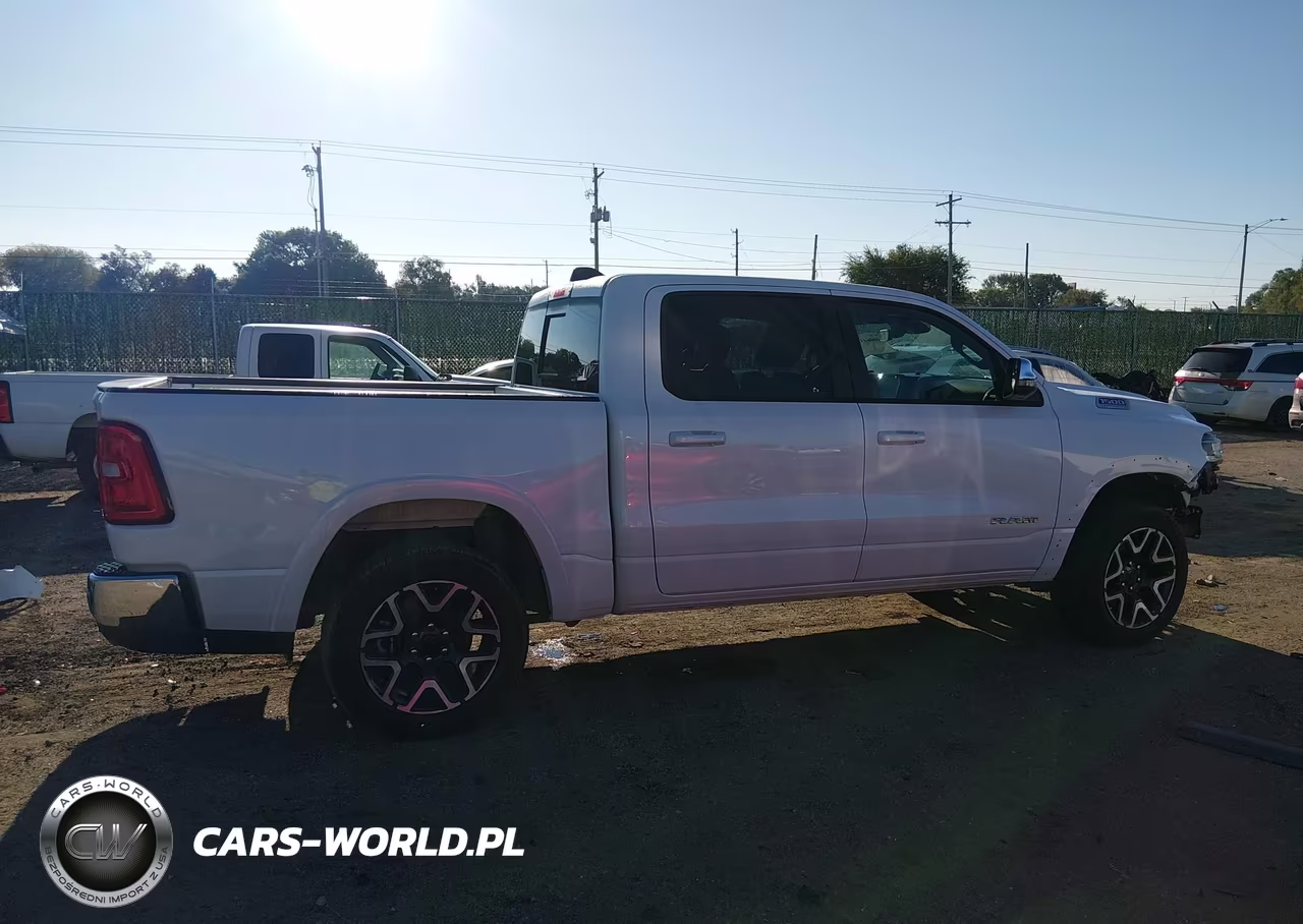 2026 Ram 1500 Laramie 4X4 5'7 Box VIN:1C6SRFJP0TN345623 - 14