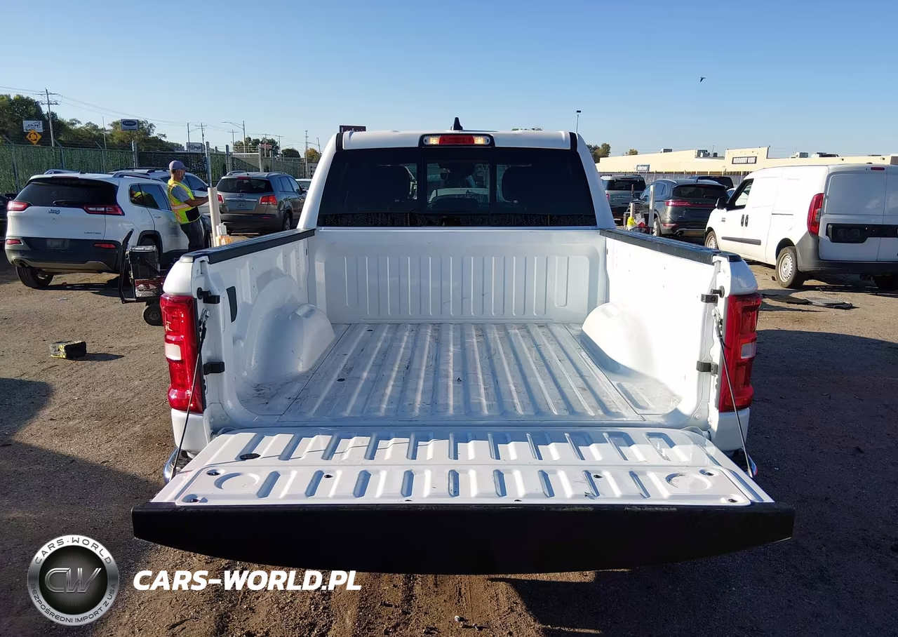 2026 Ram 1500 Laramie 4X4 5'7 Box VIN:1C6SRFJP0TN345623 - 17