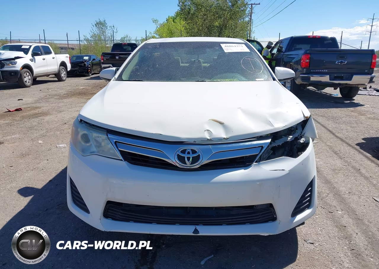 2014 Toyota Camry Le VIN:4T4BF1FKXER363977 - 11