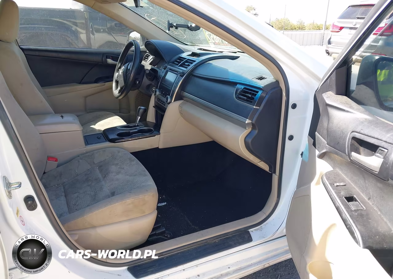 2014 Toyota Camry Le VIN:4T4BF1FKXER363977 - 5