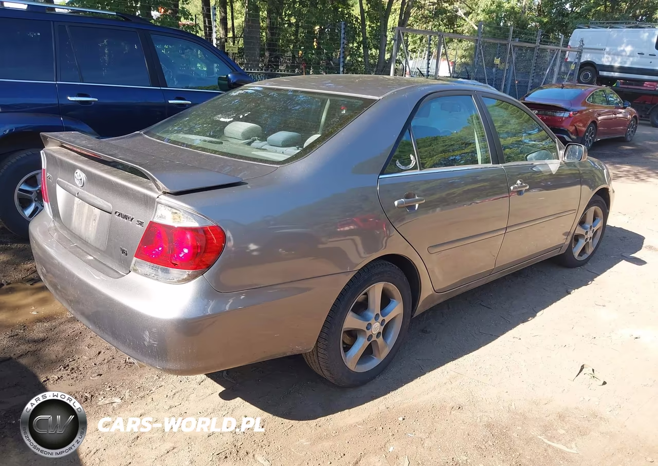 2005 Toyota Camry Se V6 VIN:4T1BA32K65U044263 - 4