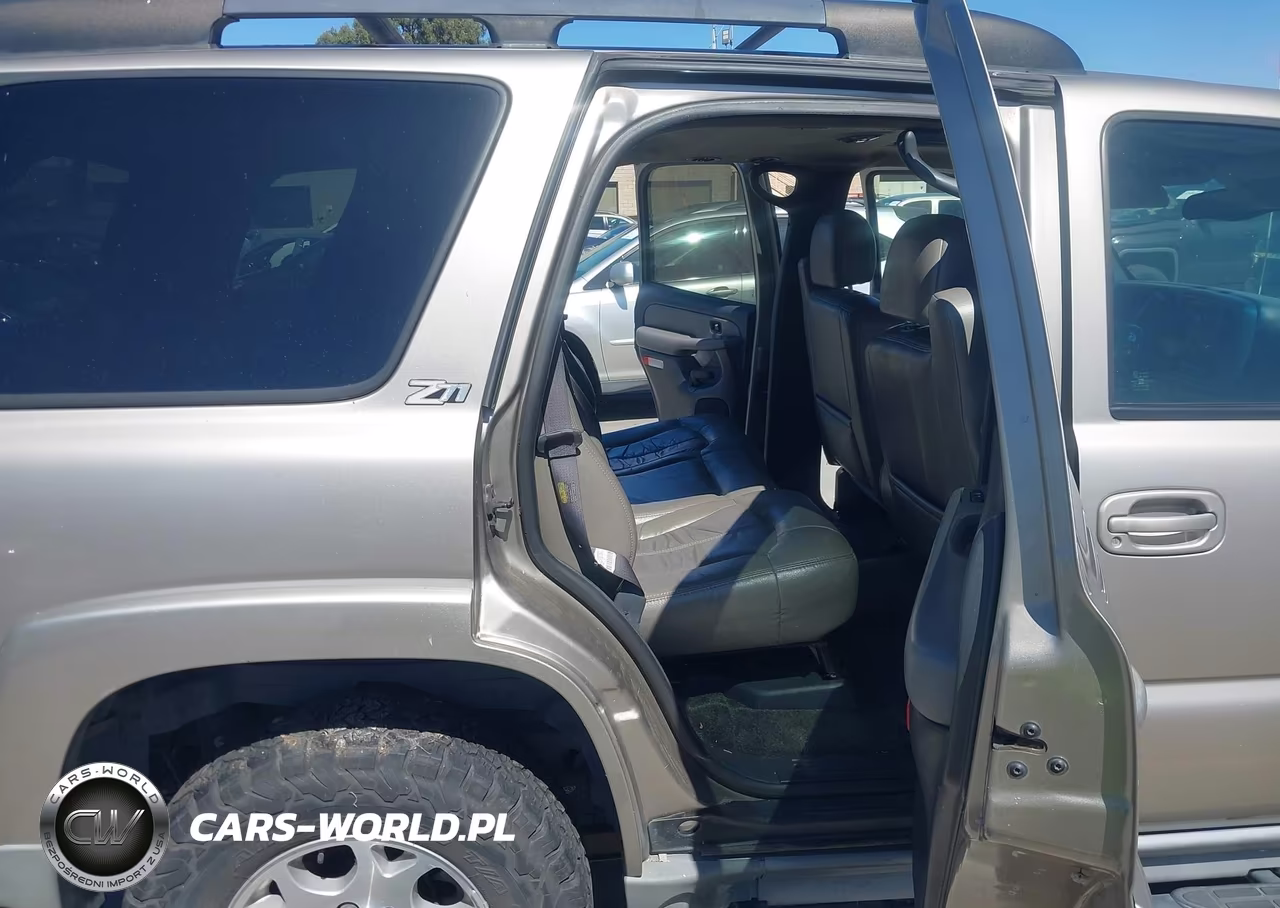 2002 Chevrolet Tahoe Z71 VIN:1GNEK13T02R277152 - 8