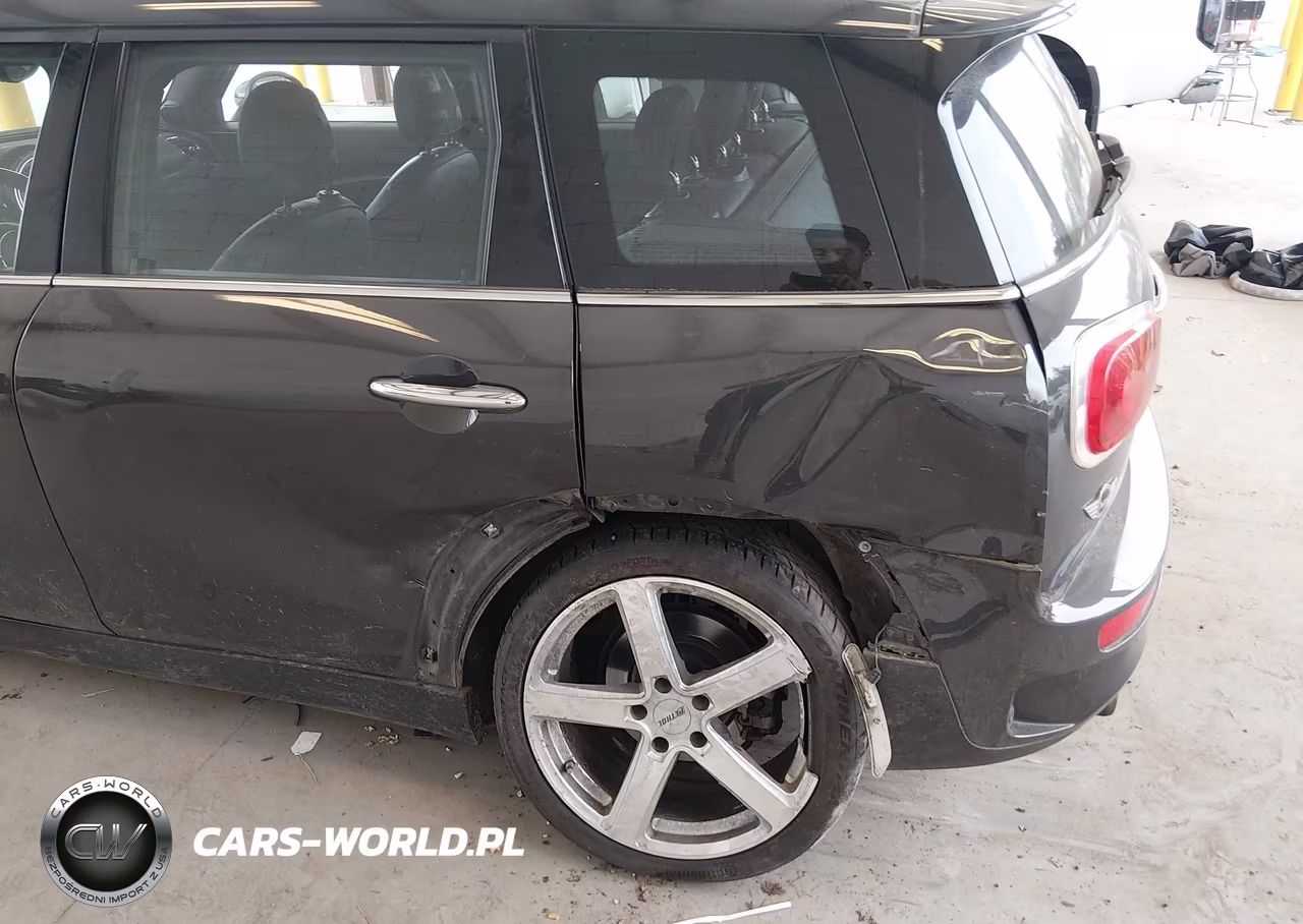 2017 Mini Clubman Cooper S VIN:WMWLN9C50H2E49088 - 6