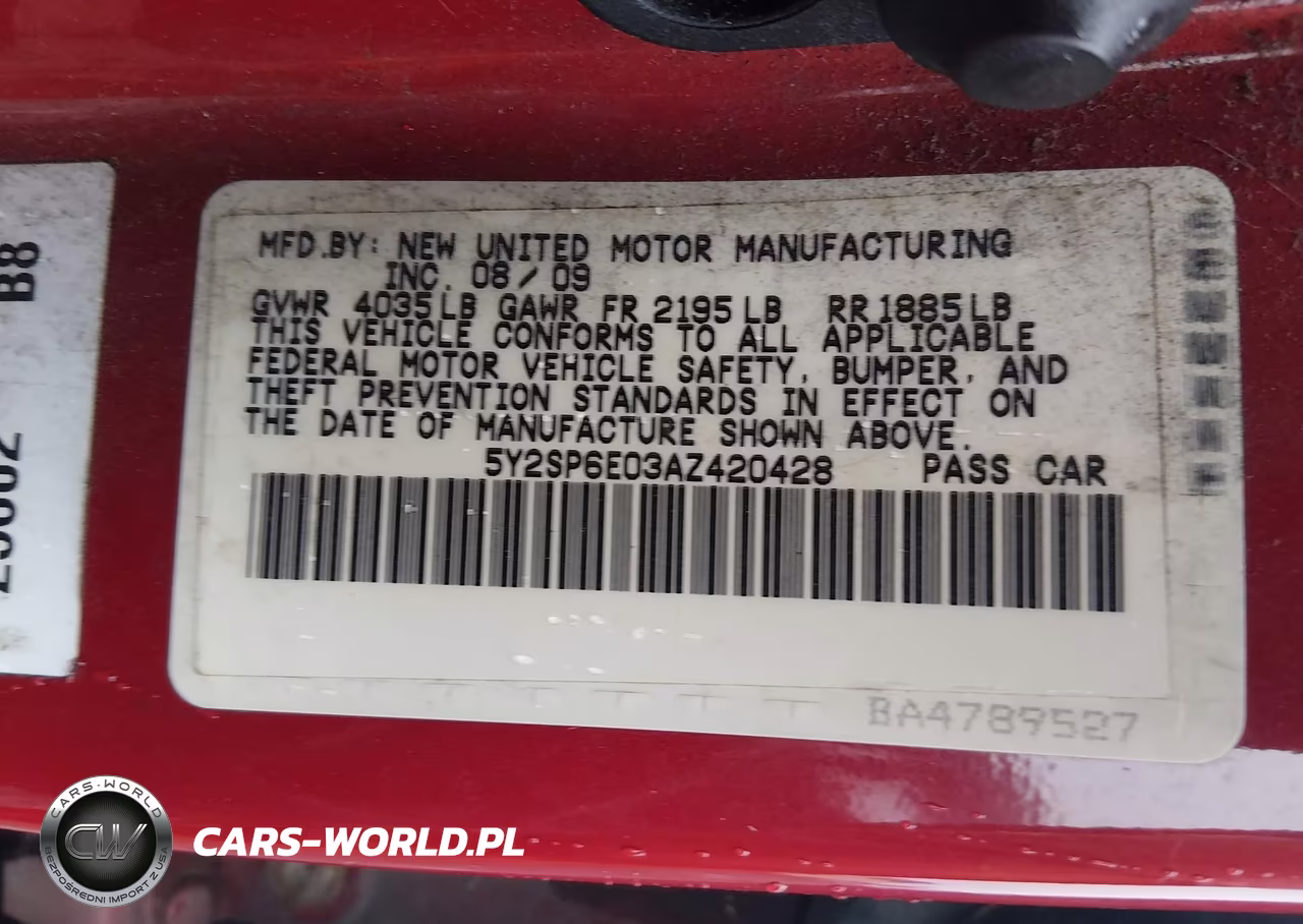 2010 Pontiac Vibe VIN:5Y2SP6E03AZ420428 - 9