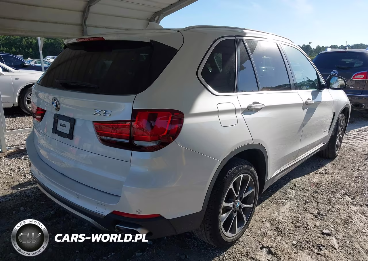 2018 BMW X5 Sdrive35I VIN:5UXKR2C52J0Z21265 - 4