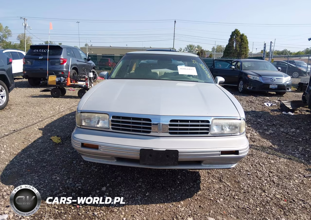1998 Oldsmobile Regency VIN:1G3HC52K6W4834880 - 12