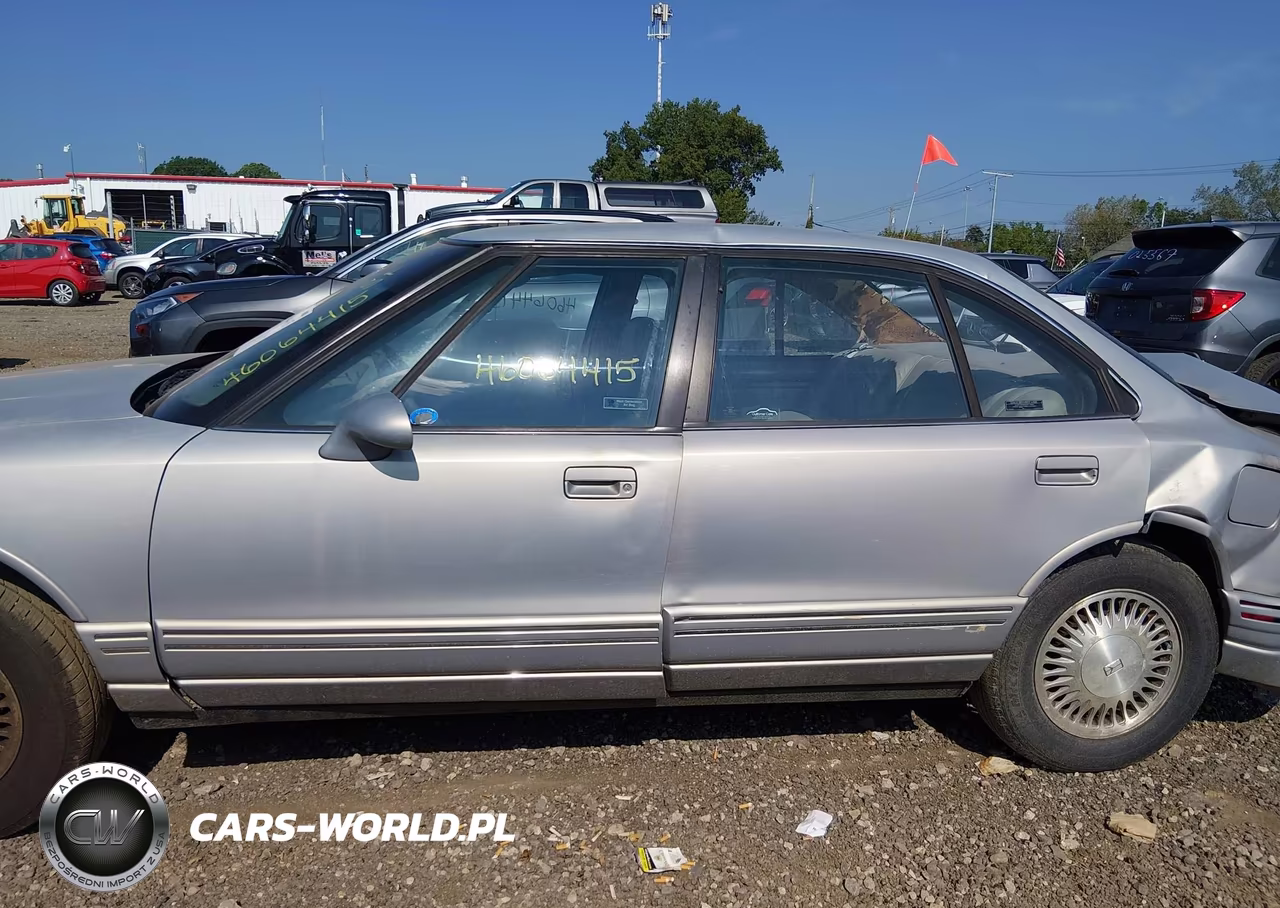 1998 Oldsmobile Regency VIN:1G3HC52K6W4834880 - 14