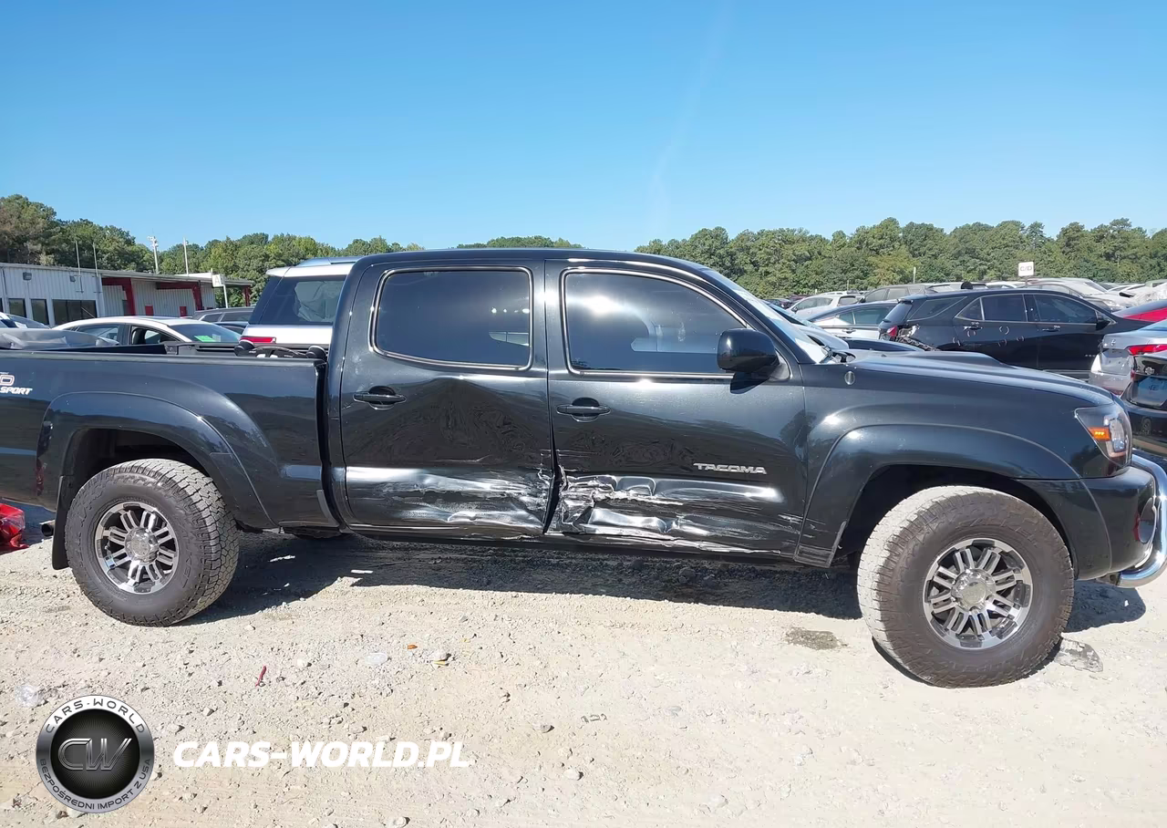 2010 Toyota Tacoma Prerunner V6 VIN:5TEKU4HN5AZ697395 - 13