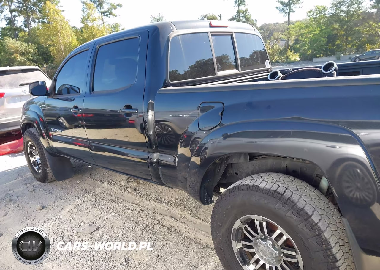 2010 Toyota Tacoma Prerunner V6 VIN:5TEKU4HN5AZ697395 - 14