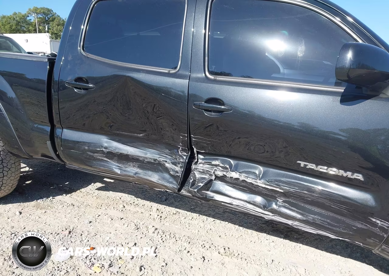 2010 Toyota Tacoma Prerunner V6 VIN:5TEKU4HN5AZ697395 - 6
