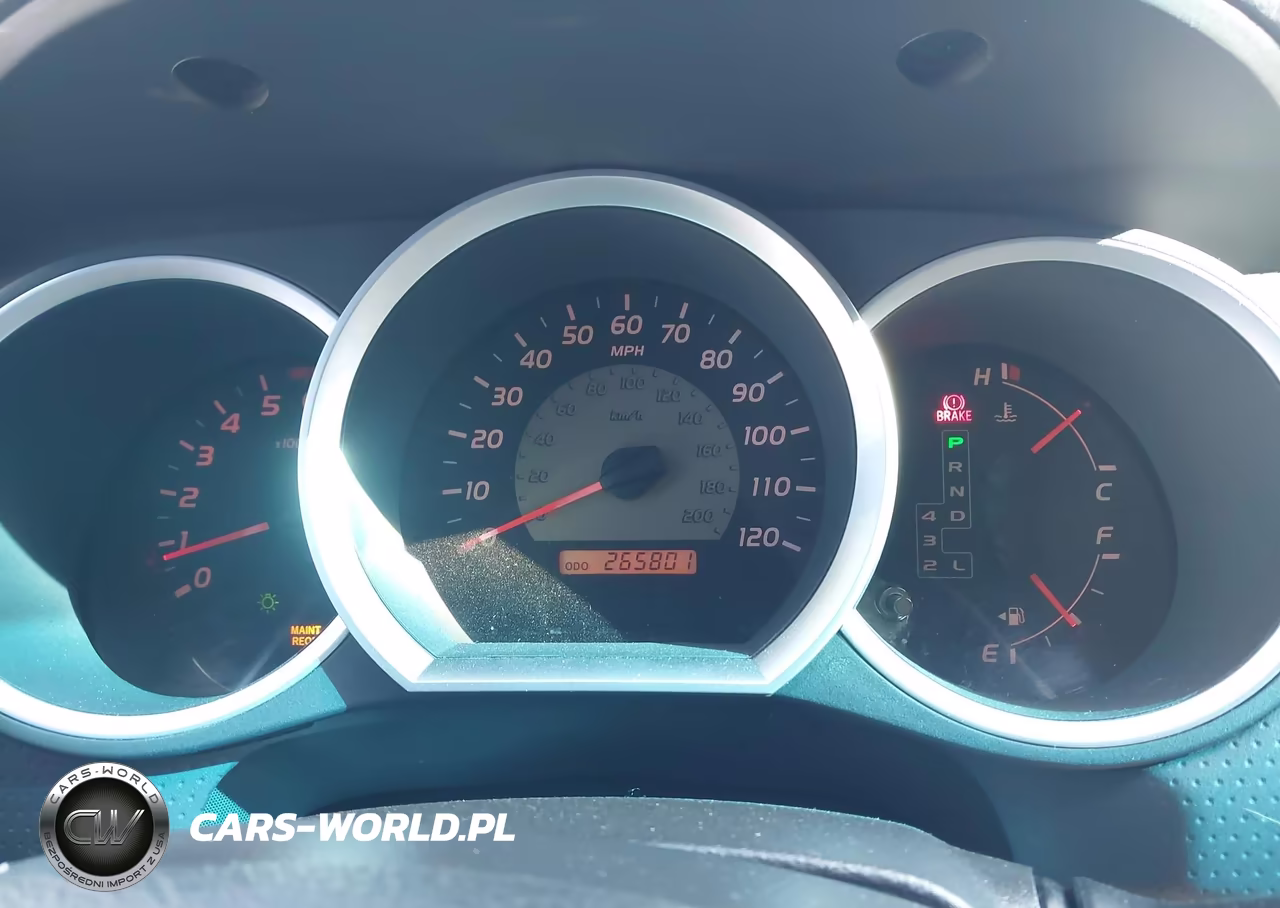 2010 Toyota Tacoma Prerunner V6 VIN:5TEKU4HN5AZ697395 - 7