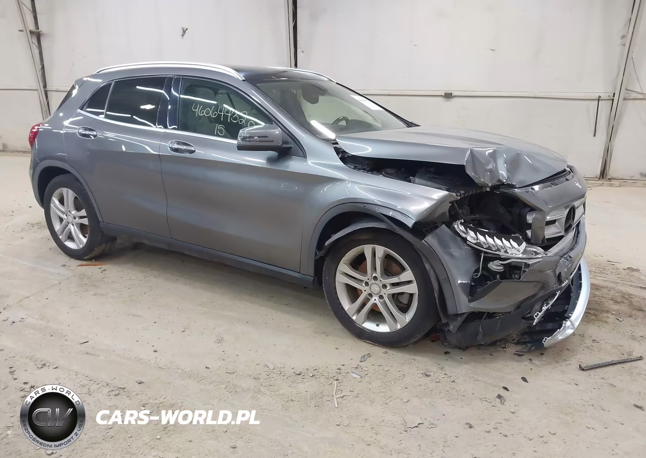 2015 Mercedes-Benz Gla 250 4Matic VIN:WDCTG4GB6FJ174918 - 1