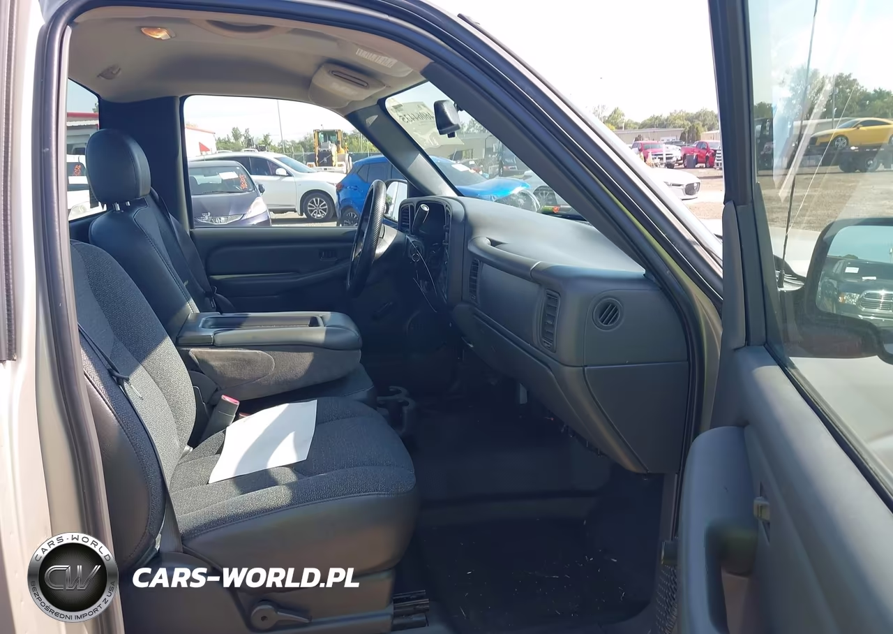 2005 Chevrolet Silverado 1500 Work Truck VIN:1GCEC14X55Z353136 - 5