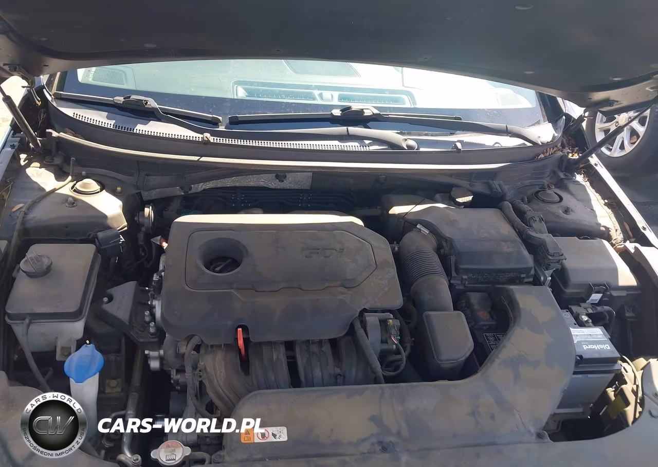 2016 Hyundai Sonata Limited VIN:5NPE34AF2GH265300 - 10