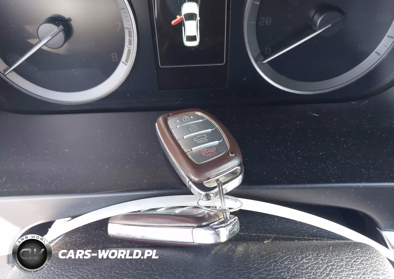 2016 Hyundai Sonata Limited VIN:5NPE34AF2GH265300 - 11
