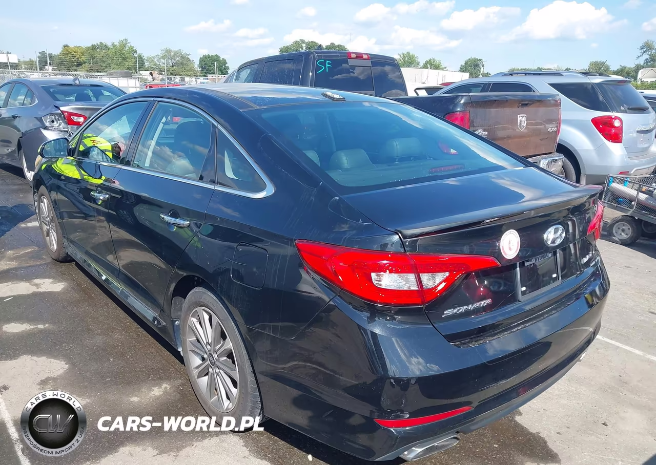2016 Hyundai Sonata Limited VIN:5NPE34AF2GH265300 - 3