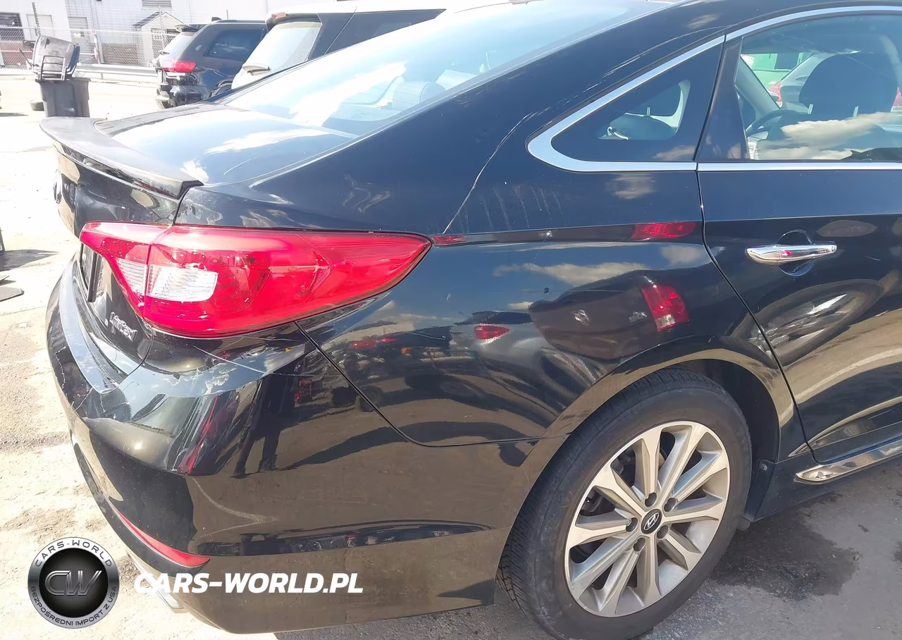 2016 Hyundai Sonata Limited VIN:5NPE34AF2GH265300 - 6