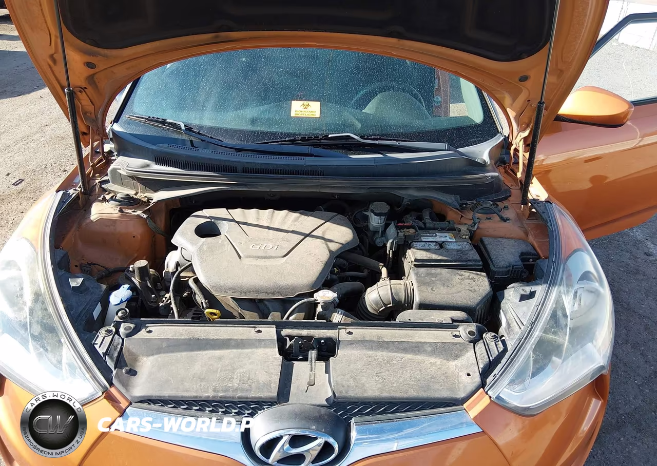 2016 Hyundai Veloster VIN:KMHTC6AD8GU278927 - 10