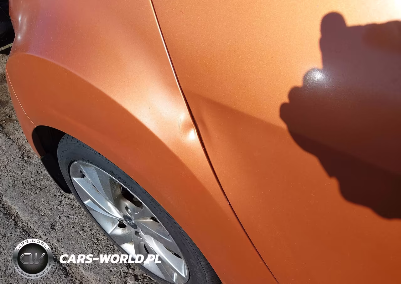 2016 Hyundai Veloster VIN:KMHTC6AD8GU278927 - 14
