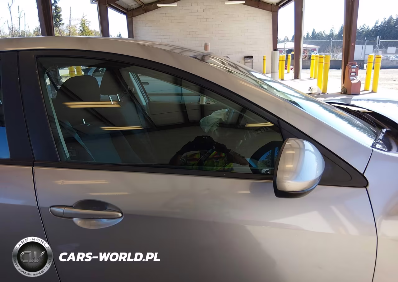 2010 Mazda Mazda3 I Touring VIN:JM1BL1SG8A1153897 - 13