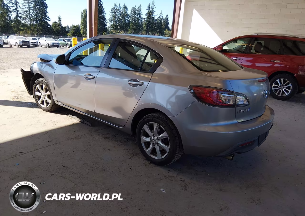 2010 Mazda Mazda3 I Touring VIN:JM1BL1SG8A1153897 - 3