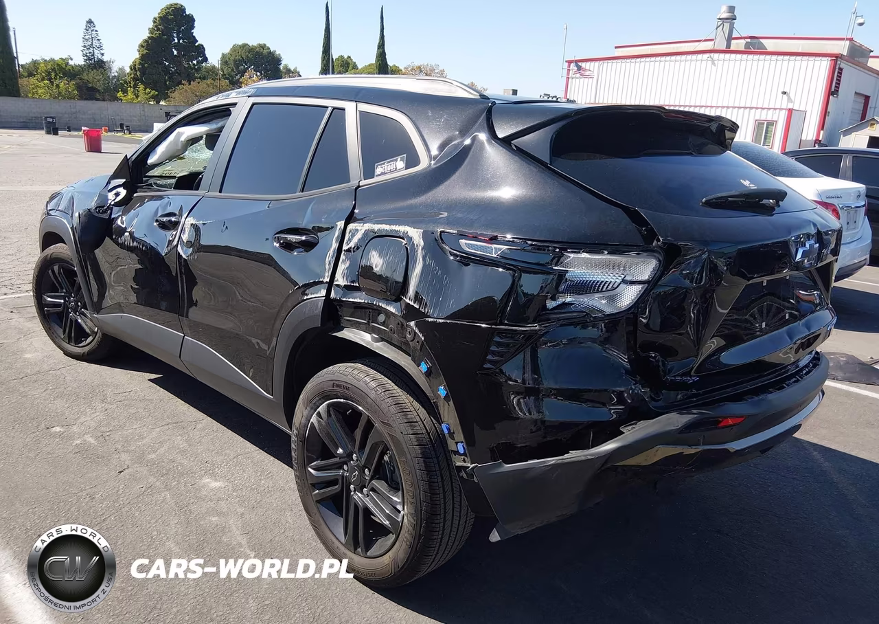 2025 Chevrolet Trax Fwd Activ VIN:KL77LKEP9SC066939 - 3