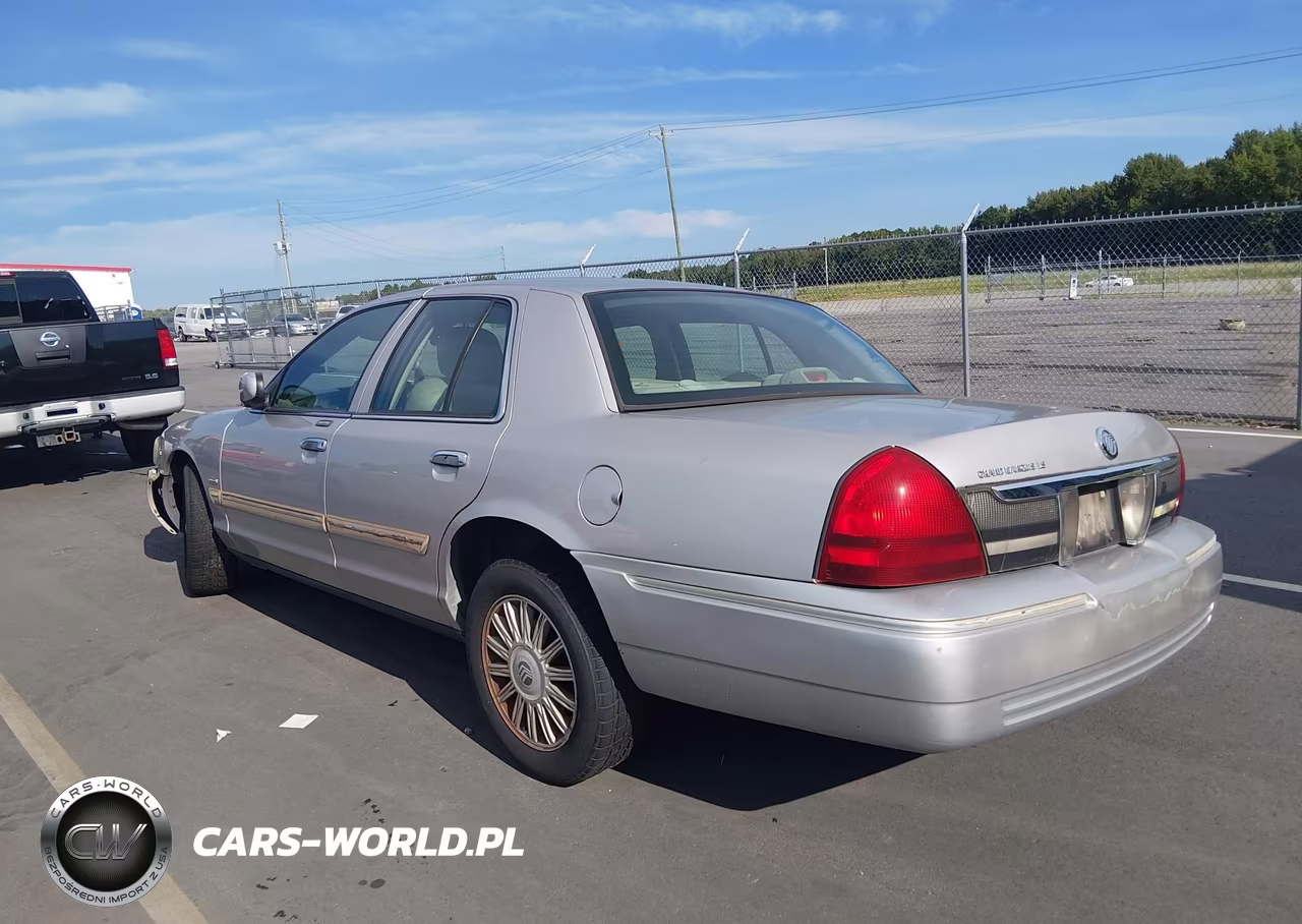 2010 Mercury Grand Marquis Ls (Fleet Only) VIN:2MEBM7FV5AX616058 - 3